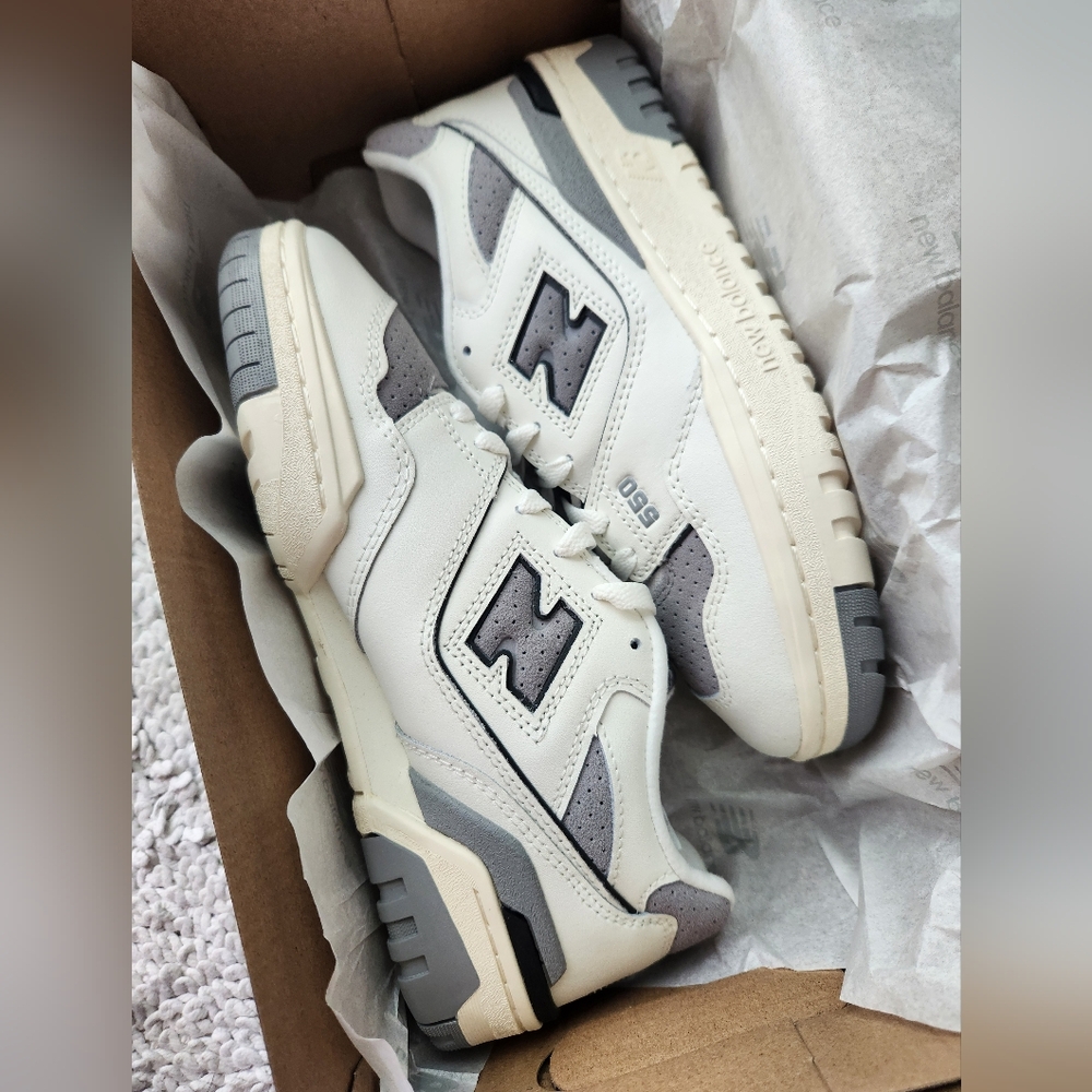 New Balance 550 White Gray Sneakers Big Boy Youth 6 EU 38.5 Brand New In Box